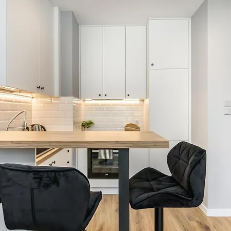 公寓 Citystay Stylowy Z Ogrodem I Miejscem Parkingowym